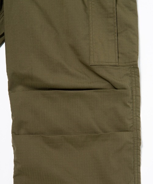 430(フォーサーティ)の「mp12670-PRIMITIVE CARGO PANTS カーゴパンツ(カーゴパンツ・メンズ・ブラック/カーキ/ネイビー・0/1/2/3)」の13枚目の写真