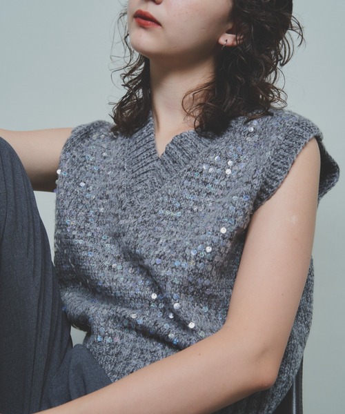 Unitage（ユニテージ）の「スパンコールニットベスト（ベスト・レディース・アイボリー/その他/グレー・FREE）」の12枚目の写真