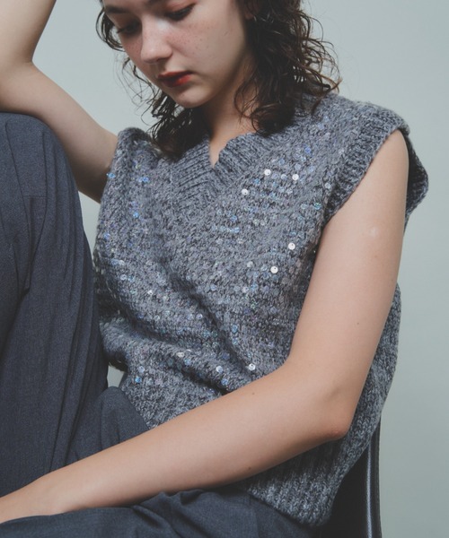 Unitage（ユニテージ）の「スパンコールニットベスト（ベスト・レディース・アイボリー/その他/グレー・FREE）」の10枚目の写真