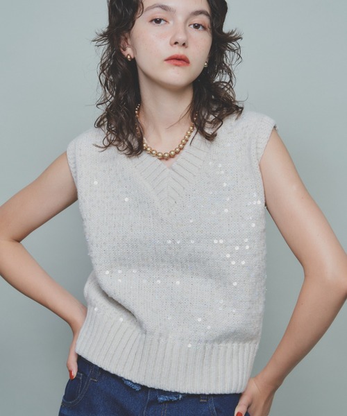 Unitage（ユニテージ）の「スパンコールニットベスト（ベスト・レディース・アイボリー/その他/グレー・FREE）」の21枚目の写真