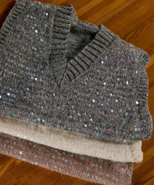 Unitage（ユニテージ）の「スパンコールニットベスト（ベスト・レディース・アイボリー/その他/グレー・FREE）」の17枚目の写真