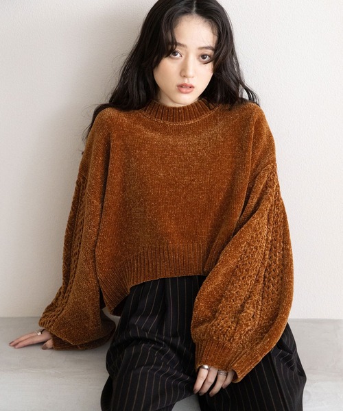 RAGEBLUE（レイジブルー）の「ボリュームスリーブ/袖ラインモールニット（ニット/セーター・レディース・オフホワイト/ブルー/ブラック/オレンジ/オレンジ系その他7/ブラウン/ピンク/レッド・FREE）」の4枚目の写真