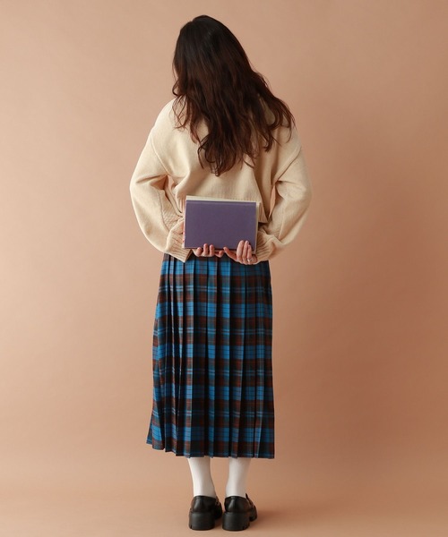 RAGEBLUE（レイジブルー）の「ボリュームスリーブ/袖ラインモールニット（ニット/セーター・レディース・オフホワイト/ブルー/ブラック/オレンジ/オレンジ系その他7/ブラウン/ピンク/レッド・FREE）」の11枚目の写真