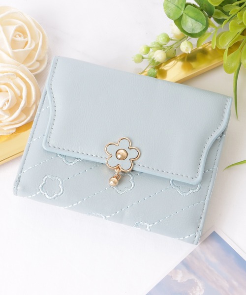 【美品】ANTEPRIMA ピンク 花モチーフ 三つ折り財布　レザー　ウォレット レザー調 フラワー デザイン 三つ折り 財布（財布）｜Lace