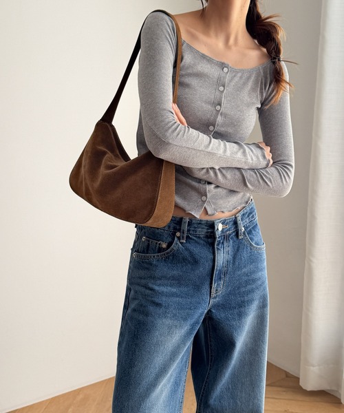 CANAL JEAN（キャナルジーン）の「diggity　スウェードハンドバッグ（ハンドバッグ・レディース・キャメル・ONE SIZE）」の3枚目の写真