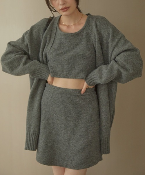 ACYM（アシーム）の「Betty over knit カーディガン（カーディガン/ボレロ・レディース・グレー/ブラック/ベージュ・FREE）」の2枚目の写真