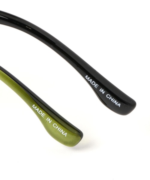 niko and...(ニコアンド)の「オリジナル太縁伊達メガネ(メガネ・レディース・ブラック/カーキ・FREE)」の12枚目の写真