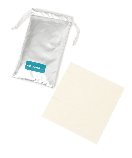 niko and...(ニコアンド)の「オリジナル太縁伊達メガネ(メガネ・レディース・ブラック/カーキ・FREE)」の13枚目の写真