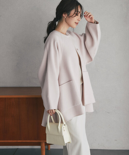 AULENTTI（オウレンティ）の「【オウレンティ】ストラップ付ダブルハンドルバッグ（ハンドバッグ・レディース・オフホワイト・FREE）」の5枚目の写真