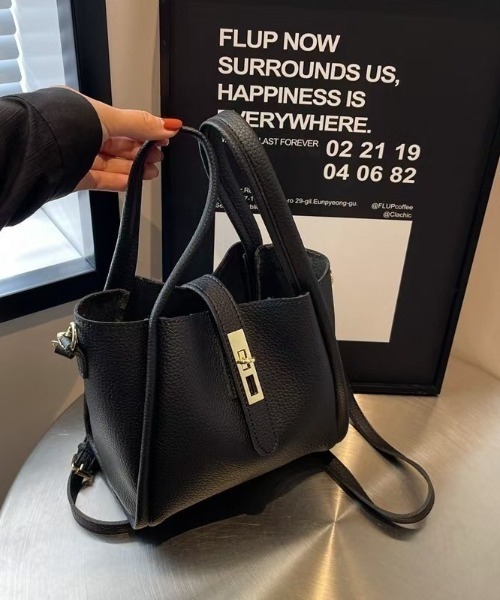 CALIFORNIA OUTFITTERS(カリフォルニア アウトフィッターズ)の「3-9B5 2way スクエア ボックス ハンドバッグ(ハンドバッグ・レディース・ブラック/グレイッシュベージュ/アイボリー/ブラウン/キャメル・ONESIZE)」の10枚目の写真