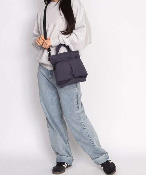 SML（エスエムエル）の「2WAY HELMET BAG SS / ヘルメットバッグ（ショルダーバッグ・メンズ・ブラック/カーキ/ネイビー/オレンジ/イエロー/パープル・FREE）」の21枚目の写真