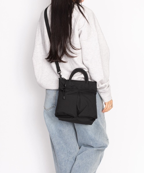 SML（エスエムエル）の「2WAY HELMET BAG SS / ヘルメットバッグ（ショルダーバッグ・メンズ・ブラック/カーキ/ネイビー/オレンジ/イエロー/パープル・FREE）」の12枚目の写真