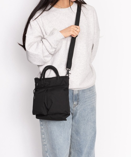 SML（エスエムエル）の「2WAY HELMET BAG SS / ヘルメットバッグ（ショルダーバッグ・メンズ・ブラック/カーキ/ネイビー/オレンジ/イエロー/パープル・FREE）」の11枚目の写真