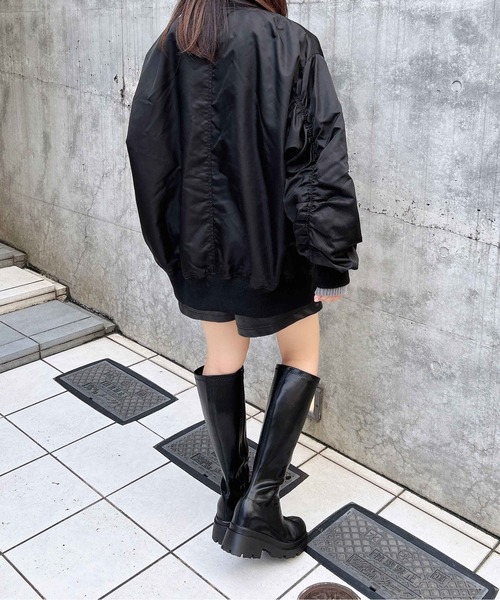 INGNI（イング）の「中綿入りBIG／MA-1（MA-1・レディース・ブラック/グレー/カーキ・M）」の14枚目の写真