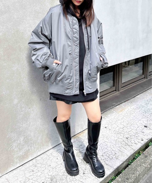 INGNI（イング）の「中綿入りBIG／MA-1（MA-1・レディース・ブラック/グレー/カーキ・M）」の10枚目の写真