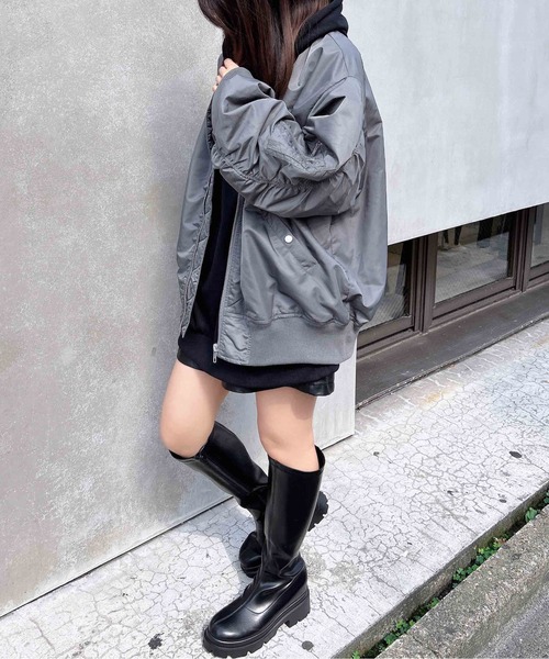 INGNI（イング）の「中綿入りBIG／MA-1（MA-1・レディース・ブラック/グレー/カーキ・M）」の12枚目の写真