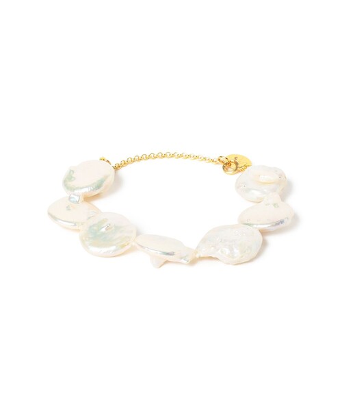 Demi-Luxe BEAMS(デミルクス ビームス)の「【別注】MOSQUITO / PEARLY BRACELET(ブレスレット・レディース・ホワイト・ONE SIZE)」の4枚目の写真