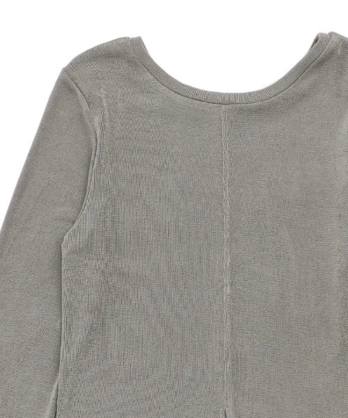 select MOCA(セレクトモカ)の「2WAYスリットシャイニートップス(Tシャツ/カットソー・レディース・アイボリー/ブルー/グレイッシュベージュ/ブラック・FREE)」の19枚目の写真