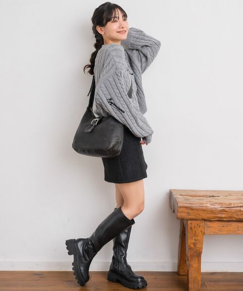 RETRO GIRL（レトロガール）の「Fレザーショルダーバッグ（ショルダーバッグ・レディース・ブラウン/ブラック・ONE SIZE）」の13枚目の写真