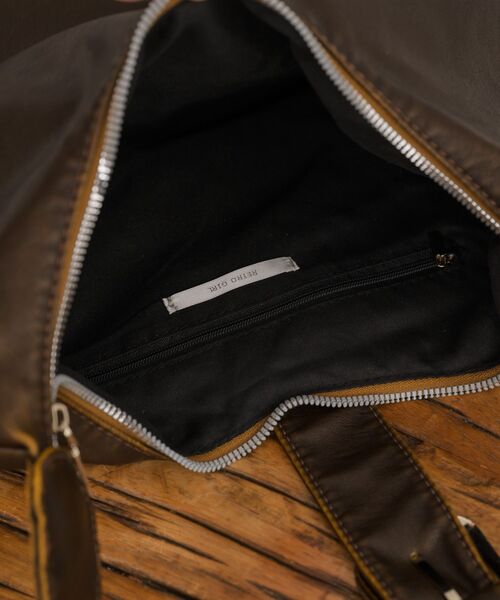 RETRO GIRL（レトロガール）の「Fレザーショルダーバッグ（ショルダーバッグ・レディース・ブラウン/ブラック・ONE SIZE）」の15枚目の写真