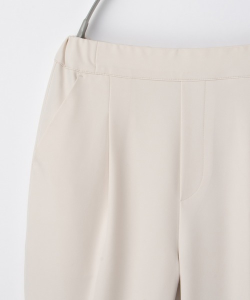 Honeys（ハニーズ）の「【ストレッチ・ウォッシャブル・イージーケア】美ージーテーパードパンツ（スラックス・レディース・ネイビー/イエロー/グレイッシュブルー/ライトグレー/ピンク/ブラック/グレイッシュベージュ/アイボリー・SS/S/M/LL/L/3L）」の17枚目の写真