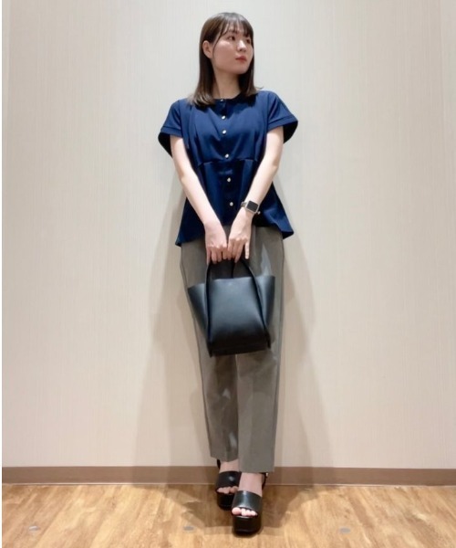 Honeys（ハニーズ）の「【ストレッチ・ウォッシャブル・イージーケア】美ージーテーパードパンツ（スラックス・レディース・ネイビー/イエロー/グレイッシュブルー/ライトグレー/ピンク/ブラック/グレイッシュベージュ/アイボリー・SS/S/M/LL/L/3L）」の9枚目の写真