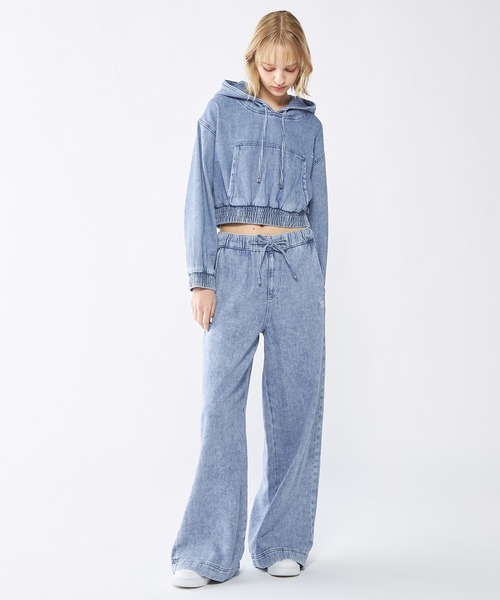 デニムクロップドパーカー（スウェット）｜TOMMY JEANS（トミー 