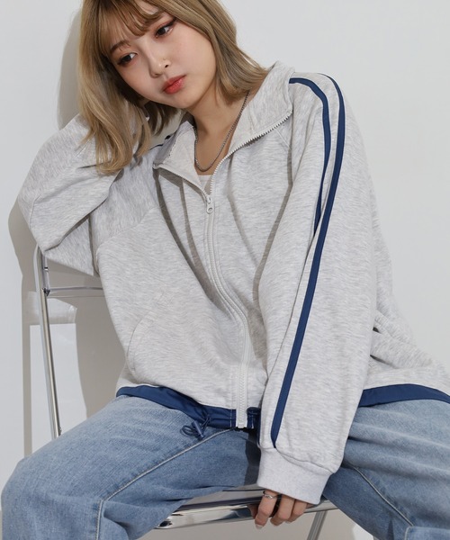 myke(ミーカ)の「myke 裏毛 フロントZIPラグラントラックジャケット(ジャージ・レディース・ライトブルー/オートミール/チャコール・M)」の21枚目の写真