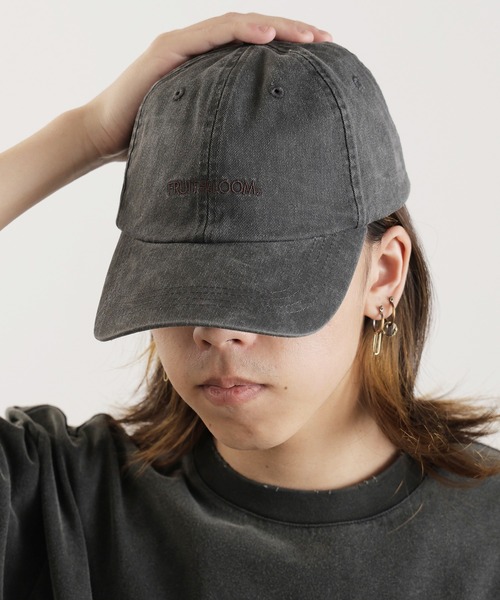 FRUIT OF THE LOOM(フルーツオブザルーム)の「FRUIT OF THE LOOM/フルーツオブザルーム PIGMENT LOGO LOW CAP キャップ(キャップ・メンズ・ブルー/チャコール/ベージュ/グリーン/ピンク/ブラウン・FREE)」の2枚目の写真