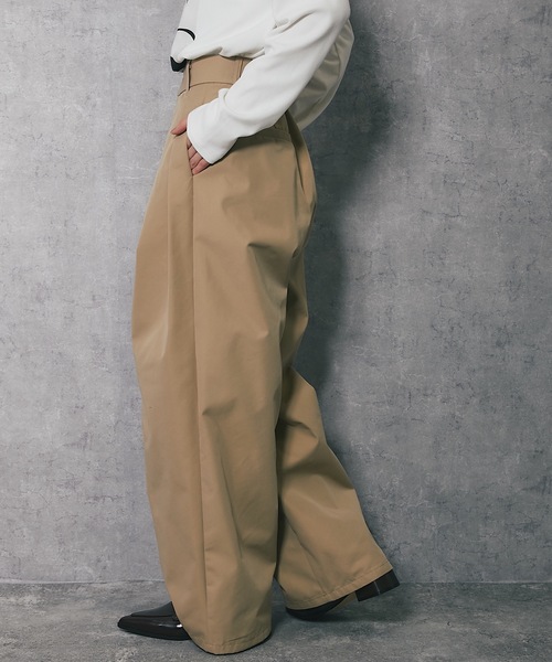 新品・未着用 ANOTHER S タック入りワイドチノパン アナザーエス ANOTHER S タック入りワイドチノパン （ベージュ