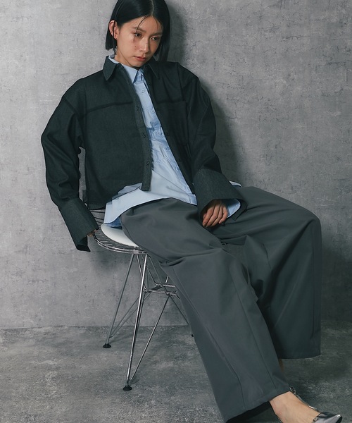 ANOTHER S（アナザーエス）の「カーブシルエットタックパンツ（チノパンツ・レディース・チャコールグレー/ブラック/ベージュ・FREE）」の2枚目の写真