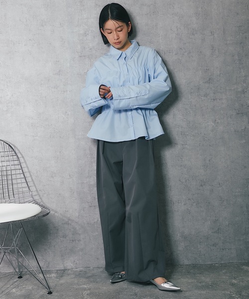 ANOTHER S（アナザーエス）の「カーブシルエットタックパンツ（チノパンツ・レディース・チャコールグレー/ブラック/ベージュ・FREE）」の5枚目の写真