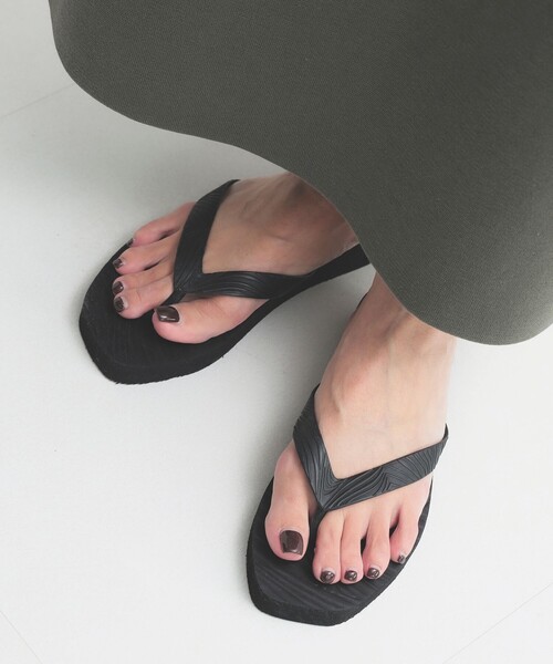 Demi-Luxe BEAMS（デミルクス ビームス）の「SLEEPERS / Tapered platform サンダル（サンダル・レディース・ブラック/ホワイト系その他5/ブラウン・37/36/39/38）」の2枚目の写真