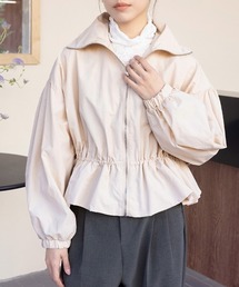 Doux Belle（ドゥーベル）の「ペプラムシルエットフロントジップジャケット（ナイロンジャケット）」