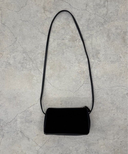 MIRROR STOKE（ミラーストーク）の「≪WEB限定≫【新色追加】SUEDE RECTANGLE BAG/スエードレクタングルバッグ（ショルダーバッグ・レディース・キャメル/ブラック/ブラウン・FREE）」の12枚目の写真