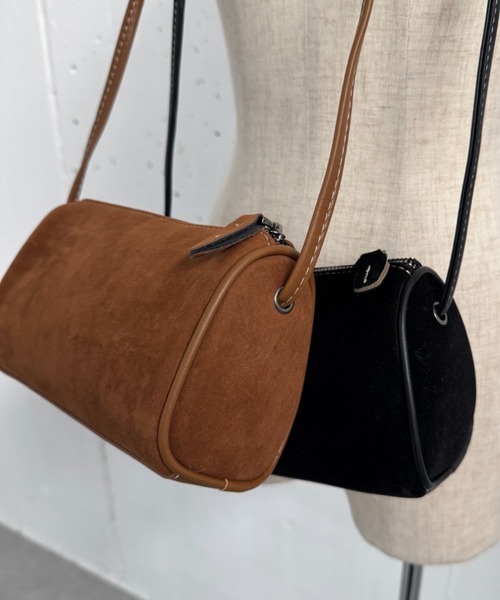 MIRROR STOKE（ミラーストーク）の「≪WEB限定≫【新色追加】SUEDE RECTANGLE BAG/スエードレクタングルバッグ（ショルダーバッグ・レディース・キャメル/ブラック/ブラウン・FREE）」の19枚目の写真