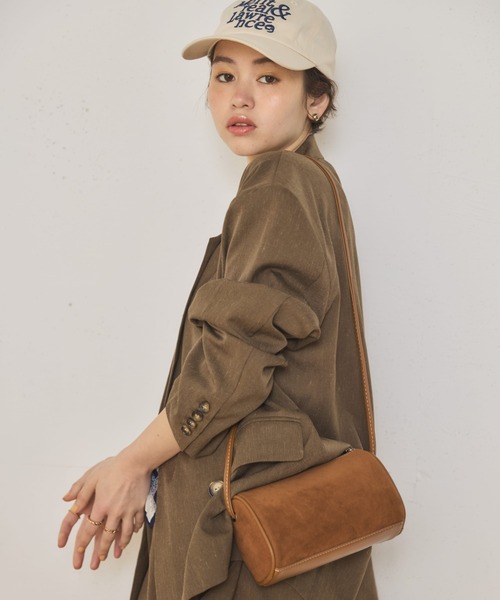 MIRROR STOKE（ミラーストーク）の「≪WEB限定≫【新色追加】SUEDE RECTANGLE BAG/スエードレクタングルバッグ（ショルダーバッグ・レディース・キャメル/ブラック/ブラウン・FREE）」の11枚目の写真
