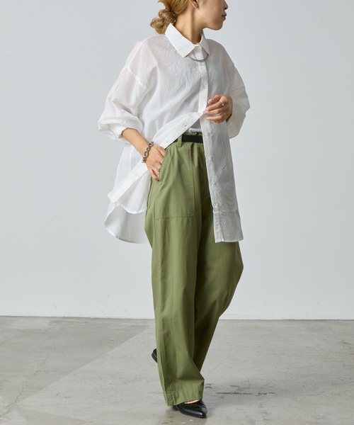 COLONY 2139(コロニートゥーワンスリーナイン)の「シアーストライプ長袖シャツ(シャツ/ブラウス・レディース・グリーン/ネイビー/イエロー/オフホワイト/グレー・FREE)」の6枚目の写真