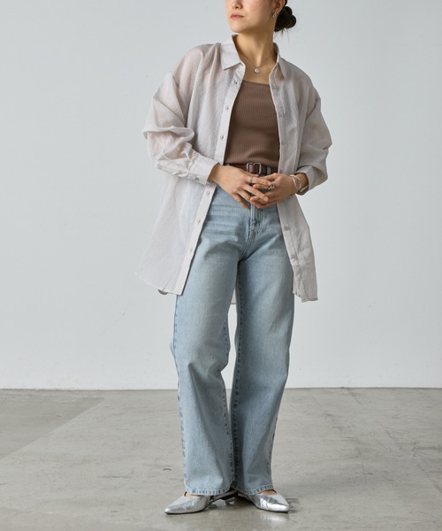 COLONY 2139(コロニートゥーワンスリーナイン)の「シアーストライプ長袖シャツ(シャツ/ブラウス・レディース・グリーン/ネイビー/イエロー/オフホワイト/グレー・FREE)」の8枚目の写真