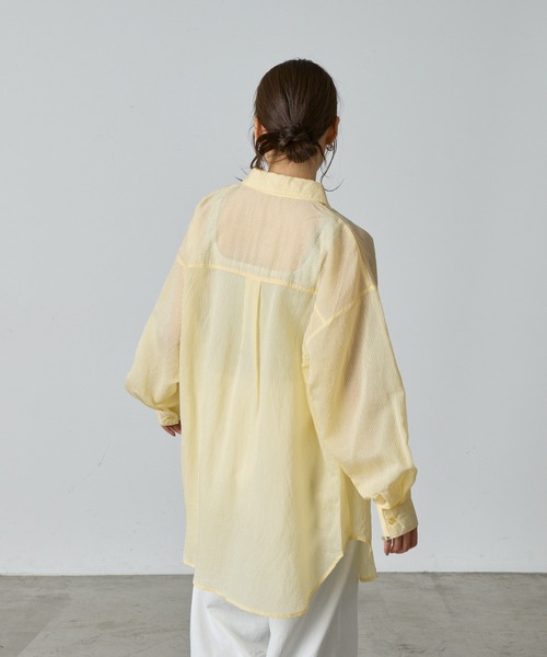 COLONY 2139(コロニートゥーワンスリーナイン)の「シアーストライプ長袖シャツ(シャツ/ブラウス・レディース・グリーン/ネイビー/イエロー/オフホワイト/グレー・FREE)」の22枚目の写真