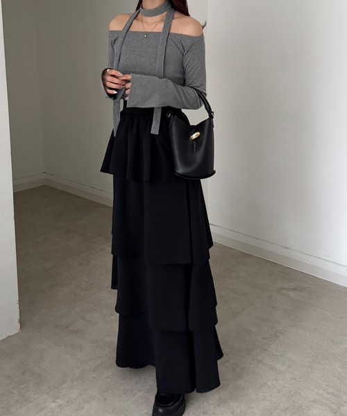 JUNOAH（ジュノア）の「【薄くて軽いジョーゼット生地】ハイウエストティアードスカート（スカート・レディース・ホワイト/チャコール/ブラック・SMALL/MEDIUM/LARGE）」の5枚目の写真