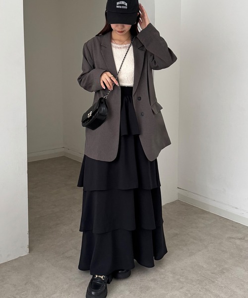 JUNOAH（ジュノア）の「【薄くて軽いジョーゼット生地】ハイウエストティアードスカート（スカート・レディース・ホワイト/チャコール/ブラック・SMALL/MEDIUM/LARGE）」の11枚目の写真