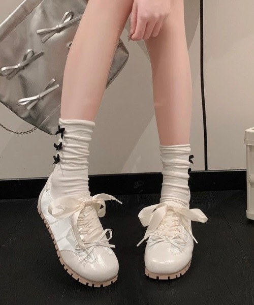 LADY LIKE(レディライク)の「バレーシューズ風ガーリースニーカー(スニーカー・レディース・ピンク/ホワイト・23.5cm/24.0cm/24.5cm)」の8枚目の写真