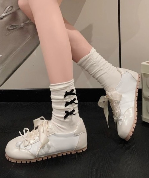LADY LIKE(レディライク)の「バレーシューズ風ガーリースニーカー(スニーカー・レディース・ピンク/ホワイト・23.5cm/24.0cm/24.5cm)」の9枚目の写真