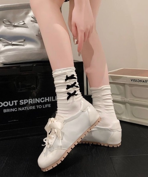 LADY LIKE(レディライク)の「バレーシューズ風ガーリースニーカー(スニーカー・レディース・ピンク/ホワイト・23.5cm/24.0cm/24.5cm)」の12枚目の写真