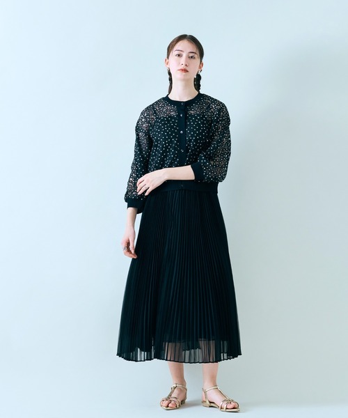 Audie a Muses(オーディアミューズ)の「マットオーガンジープリーツスカート(スカート・レディース・ベージュ/ブラック・38/42)」の3枚目の写真