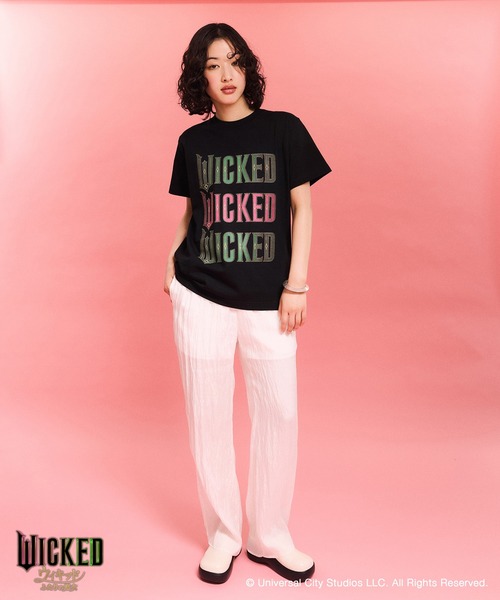 ADAM ET ROPE'（アダムエロペ）の「【WEB限定】ウィキッド for ADAM ET ROPE TEE（Tシャツ/カットソー・レディース・ホワイト系その他/ホワイト系その他3/ブラック/ブラック系その他2/ブラック系その他/ホワイト系その他2・S/M）」の10枚目の写真