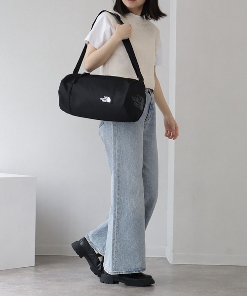 THE NORTH FACE(ザノースフェイス)の「【THE NORTH FACE/ザノースフェイス】 LIGHT DUFFLE BAG S / ライト ダッフル バッグ S(ショルダーバッグ・メンズ・ブラック・FREE)」の5枚目の写真