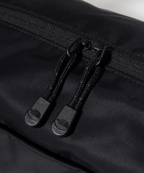 THE NORTH FACE(ザノースフェイス)の「【THE NORTH FACE/ザノースフェイス】 LIGHT DUFFLE BAG S / ライト ダッフル バッグ S(ショルダーバッグ・メンズ・ブラック・FREE)」の16枚目の写真