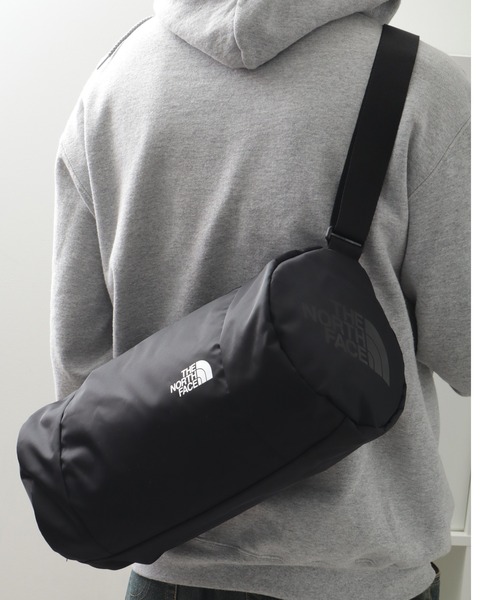 THE NORTH FACE(ザノースフェイス)の「【THE NORTH FACE/ザノースフェイス】 LIGHT DUFFLE BAG S / ライト ダッフル バッグ S(ショルダーバッグ・メンズ・ブラック・FREE)」の21枚目の写真